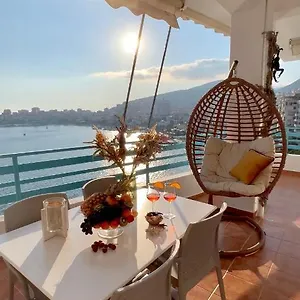 Aquamarine Apartment Sarandë